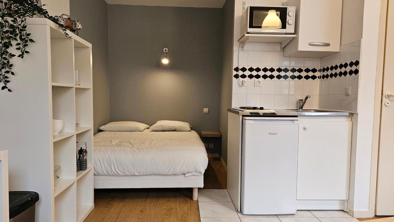 Studio Calme Proche Centre Reims Exterior foto